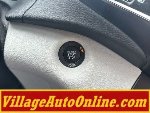 Used 2021 Jeep Cherokee Latitude Lux FWD image 26