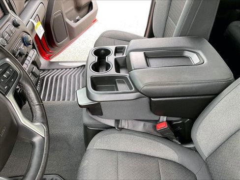 Used 2022 Chevrolet Silverado 1500 LT AWD/4WD image 20