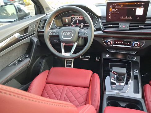 Used 2025 Audi SQ5 Premium Plus AWD/4WD image 12