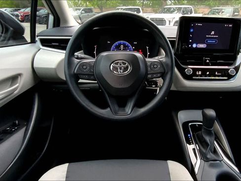 Used 2026 Toyota Corolla LE image 6