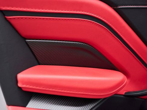 Used 2023 Aston Martin V12 Vantage image 36