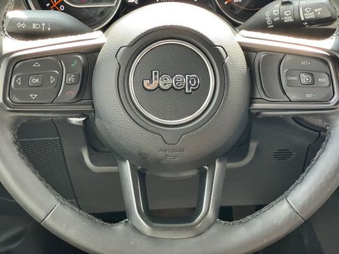 Used 2022 Jeep Wrangler Unlimited Sport AWD/4WD image 20