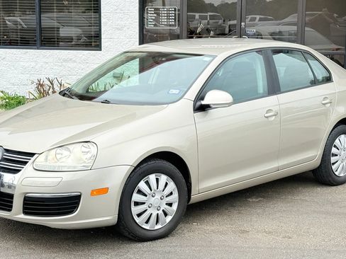 Used 2006 Volkswagen Jetta Value Edition FWD image 3