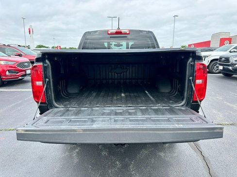 Used 2022 Chevrolet Colorado LT w/ LT Convenience Package RWD image 6