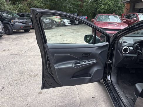 Used 2024 Nissan Versa S w/ S Plus Package FWD image 9