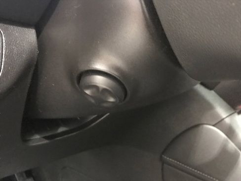 Used 2023 GMC Acadia Denali w/ Denali Ultimate Package AWD/4WD image 44