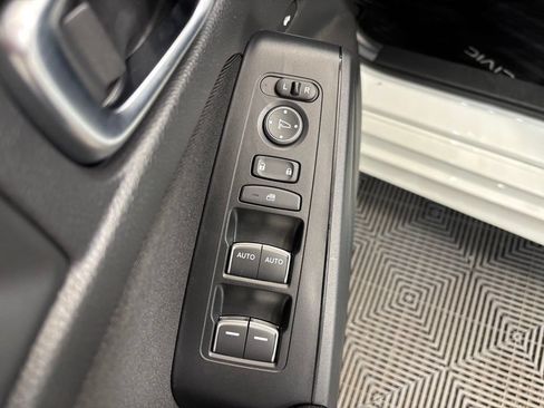 Certified 2023 Honda Civic LX image 25