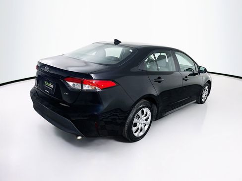 Used 2025 Toyota Corolla LE image 9