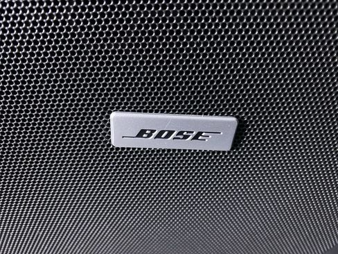 Used 2018 Cadillac XT5 Luxury w/ Driver Awareness Package image 12