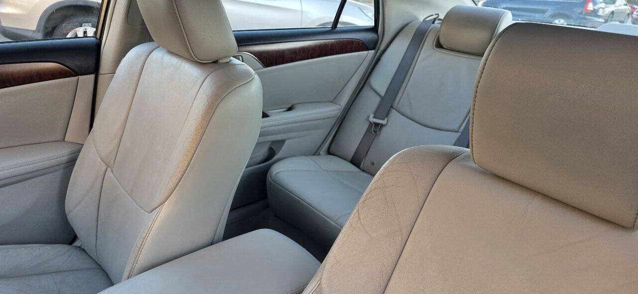 Used 2011 Toyota Avalon FWD image 13