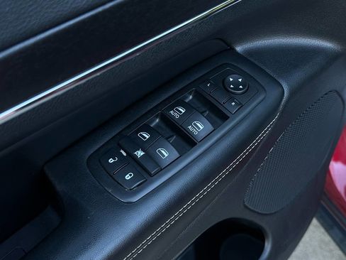 Used 2015 Jeep Grand Cherokee Limited image 30