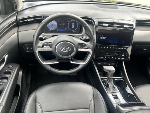 Certified 2024 Hyundai Tucson SEL w/ Convenience Package FWD image 17