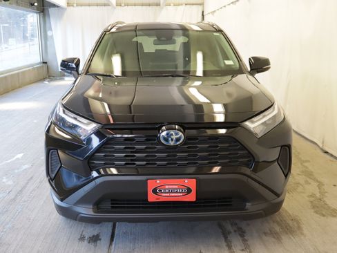 Certified 2023 Toyota RAV4 XLE w/ Convenience Package image 4