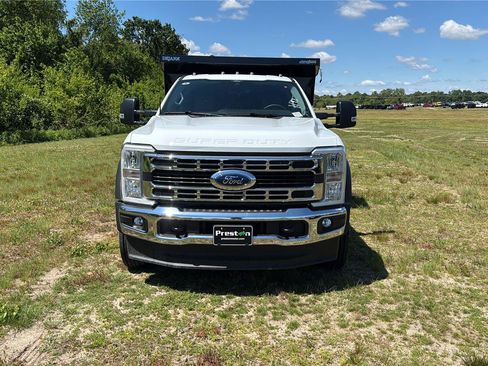 New 2026 Ford F550 4x4 Crew Cab image 2