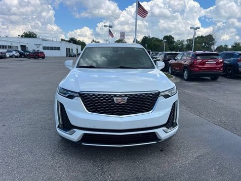 Used 2024 Cadillac XT6 Premium Luxury w/ LPO, Floor Liner Package AWD/4WD image 2