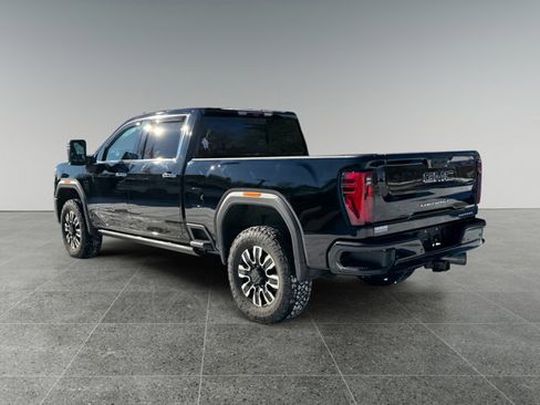 Certified 2024 GMC Sierra 2500 Denali Ultimate image 3