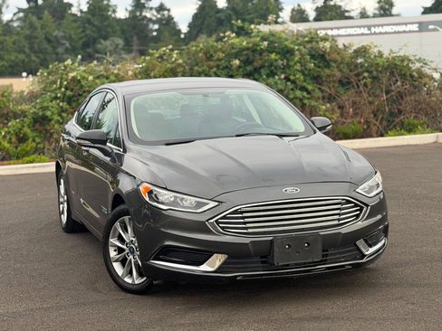 Used 2018 Ford Fusion Energi SE FWD image 5