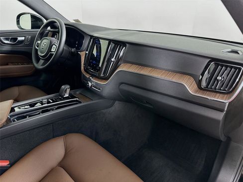 Used 2023 Volvo XC60 B5 Plus w/ Climate Package image 30