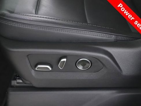 Used 2025 GMC Sierra 2500 Denali w/ Denali Reserve Package AWD/4WD image 19