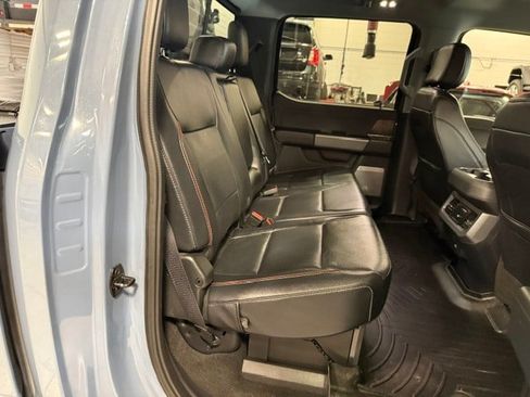 Used 2023 Ford F250 Lariat w/ Sport Appearance Package AWD/4WD image 16