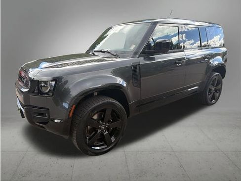 Used 2023 Land Rover Defender 110 V8 AWD/4WD image 1