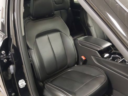 Used 2022 Jeep Grand Cherokee L Limited w/ Black Appearance Package AWD/4WD image 27