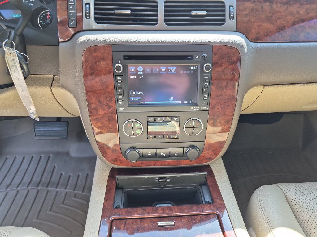 Used 2013 Chevrolet Tahoe LTZ RWD image 26