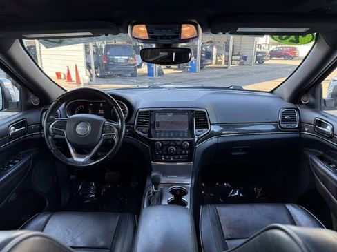 Used 2020 Jeep Grand Cherokee Overland image 33