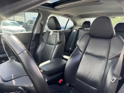 Used 2020 Acura TLX w/ Technology Package FWD image 11