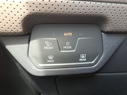 Certified 2026 Volkswagen Atlas SEL AWD/4WD image 27