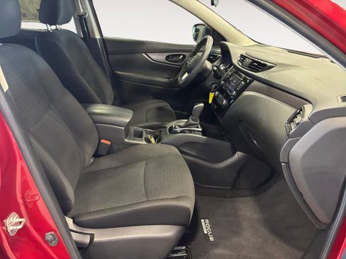 Used 2019 Nissan Rogue Sport S w/ Appearance Package image 15