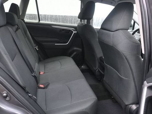 Used 2021 Toyota RAV4 LE w/ Carpet Mat Package (TMS) AWD/4WD image 14