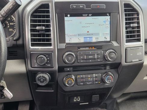 Used 2016 Ford F150 XLT w/ Equipment Group 302A Luxury image 9