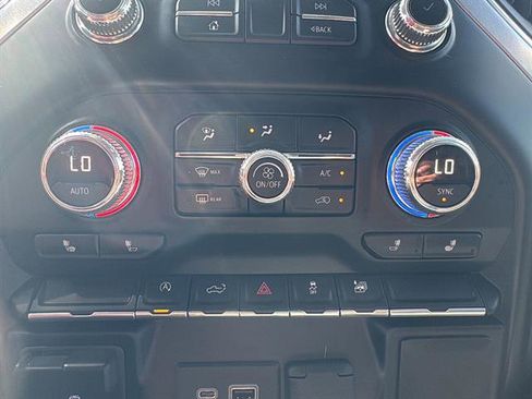 Used 2019 GMC Sierra 1500 Elevation w/ Elevation Value Package AWD/4WD image 23