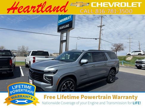 New 2026 Chevrolet Suburban RST w/ Advanced Technology Package AWD/4WD image 1