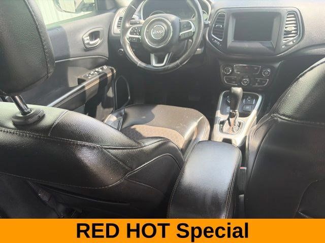 Used 2020 Jeep Compass Latitude w/ Cold Weather Group AWD/4WD image 38