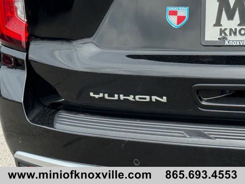 Used 2022 GMC Yukon XL Denali w/ Denali Premium Package image 38