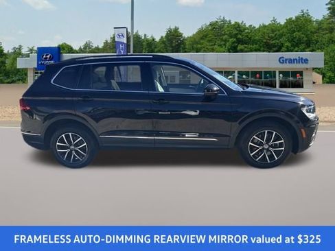 Used 2021 Volkswagen Tiguan SE w/ Panoramic Sunroof Package image 6