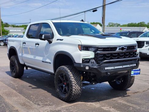 New 2026 Chevrolet Silverado 1500 ZR2 w/ Dark Appearance Package AWD/4WD image 7