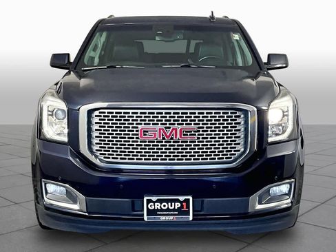 Used 2017 GMC Yukon Denali w/ Open Road Package RWD image 4