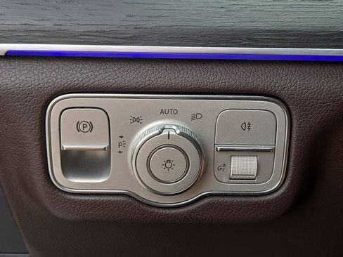 Used 2023 Mercedes-Benz GLE 350 4MATIC image 22