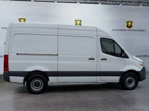 Used 2023 Mercedes-Benz Sprinter 2500 image 6