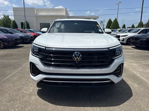 Used 2024 Volkswagen Atlas Cross Sport SEL Premium R-Line AWD/4WD image 8