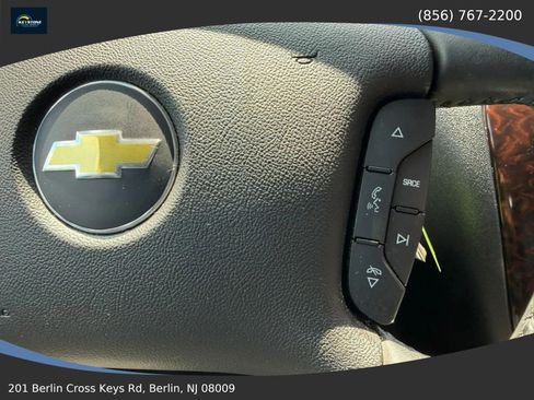 Used 2012 Chevrolet Impala LTZ FWD image 19
