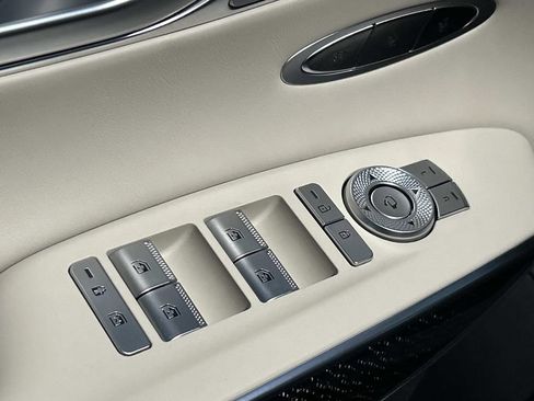 New 2026 Genesis GV70 3.5T Sport Prestige AWD/4WD image 18