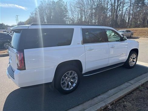 Used 2019 GMC Yukon XL SLT w/ HD Trailering Package image 4
