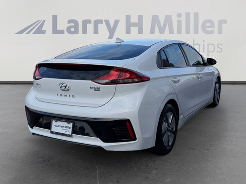 Used 2017 Hyundai Ioniq Blue image 5