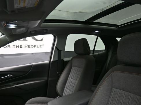Used 2024 Chevrolet Equinox LT image 17