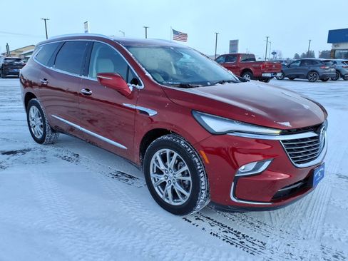 Used 2023 Buick Enclave Premium w/ Experience Buick Package image 8