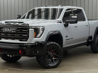 Used 2025 GMC Sierra 2500 AT4X AWD/4WD video 1